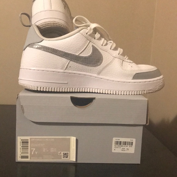 AIR FORCE 1 LV8 2 - Picture 2 of 6